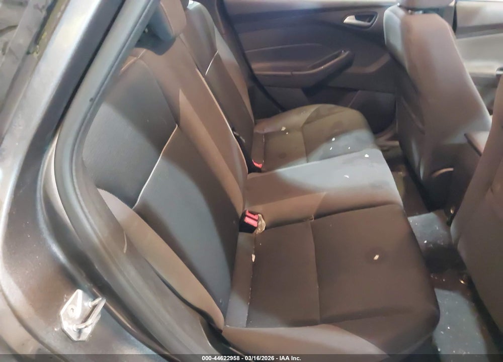 2014 FORD FOCUS SE VIN: 1FADP3K25EL336235