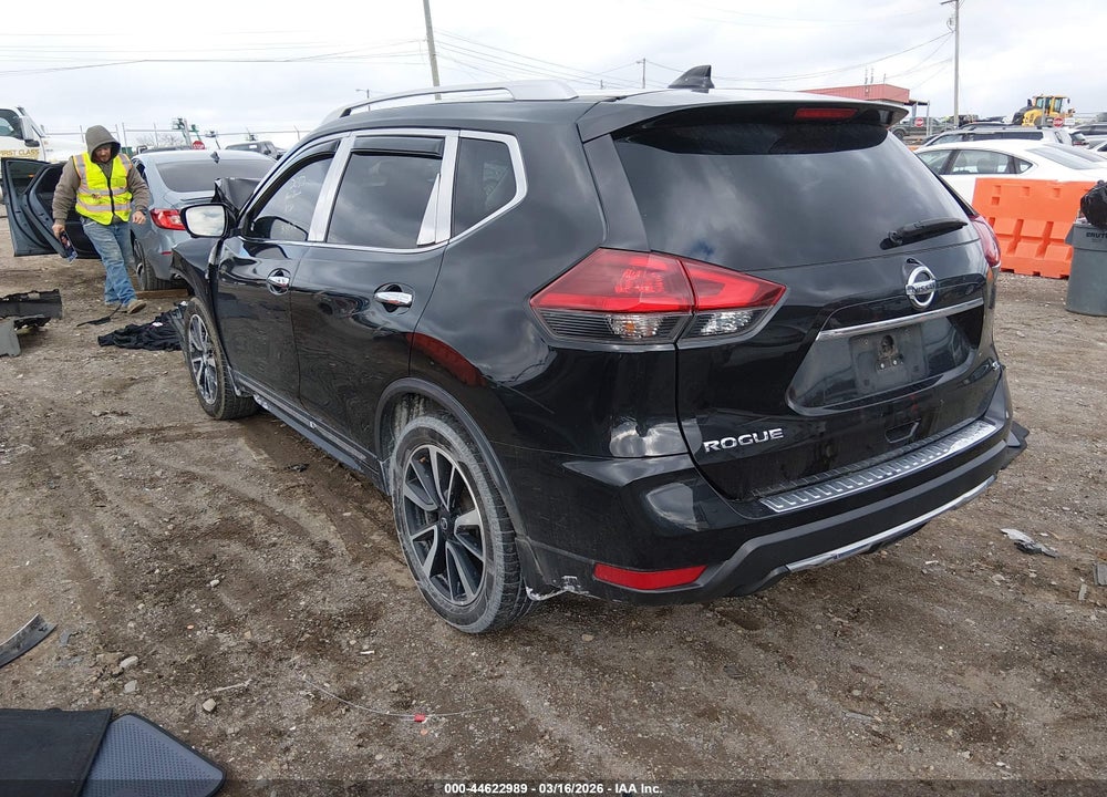 2018 NISSAN ROGUE SL VIN: JN8AT2MTXJW486069