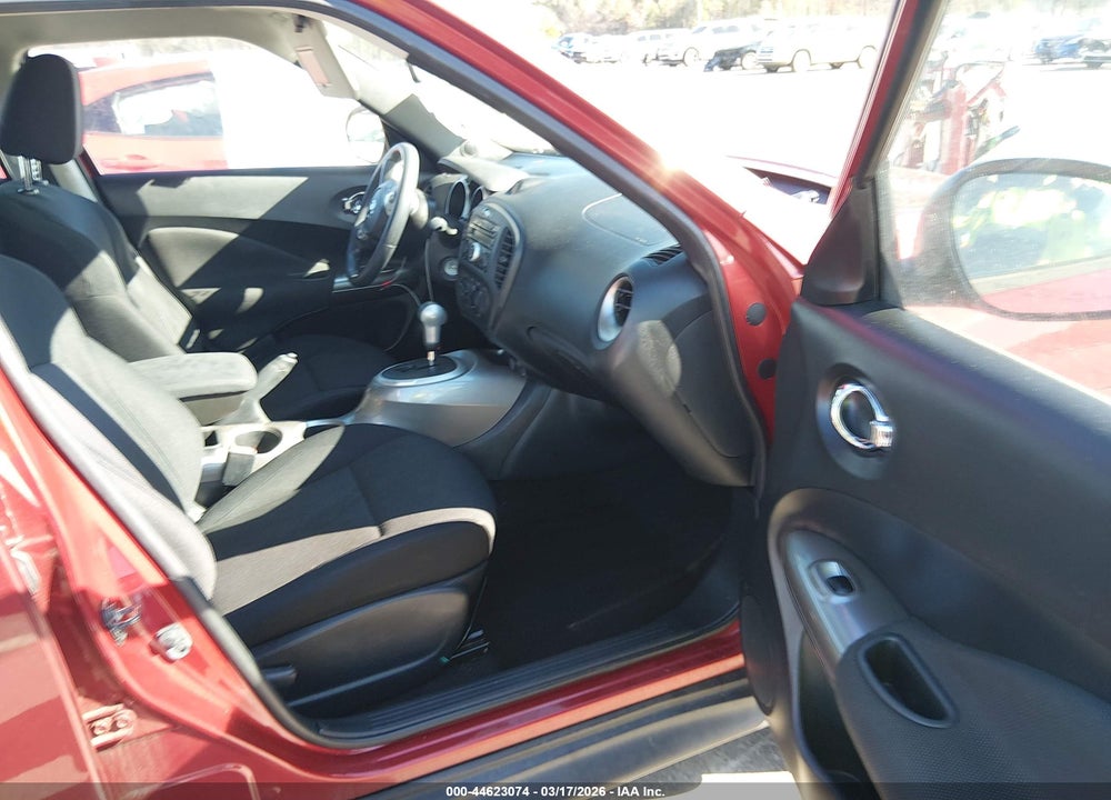 2013 NISSAN JUKE S VIN: JN8AF5MV8DT216113