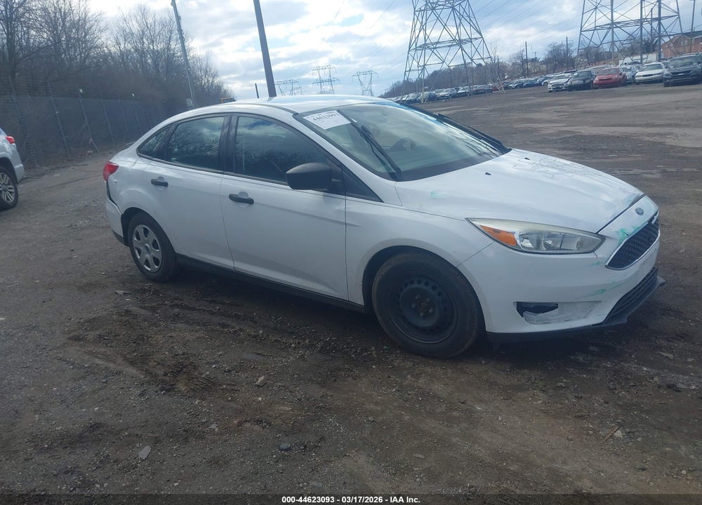 2017 FORD FOCUS S VIN: 1FADP3E20HL256132
