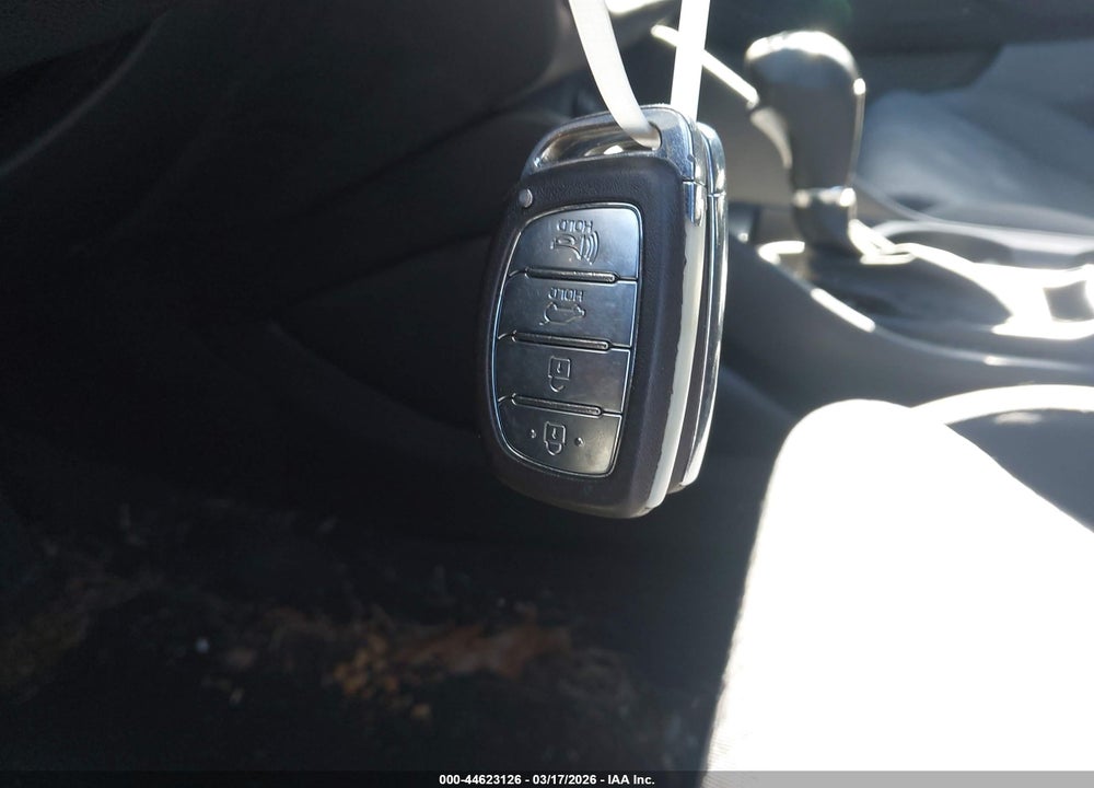 2021 HYUNDAI TUCSON VALUE VIN: KM8J33A43MU319255