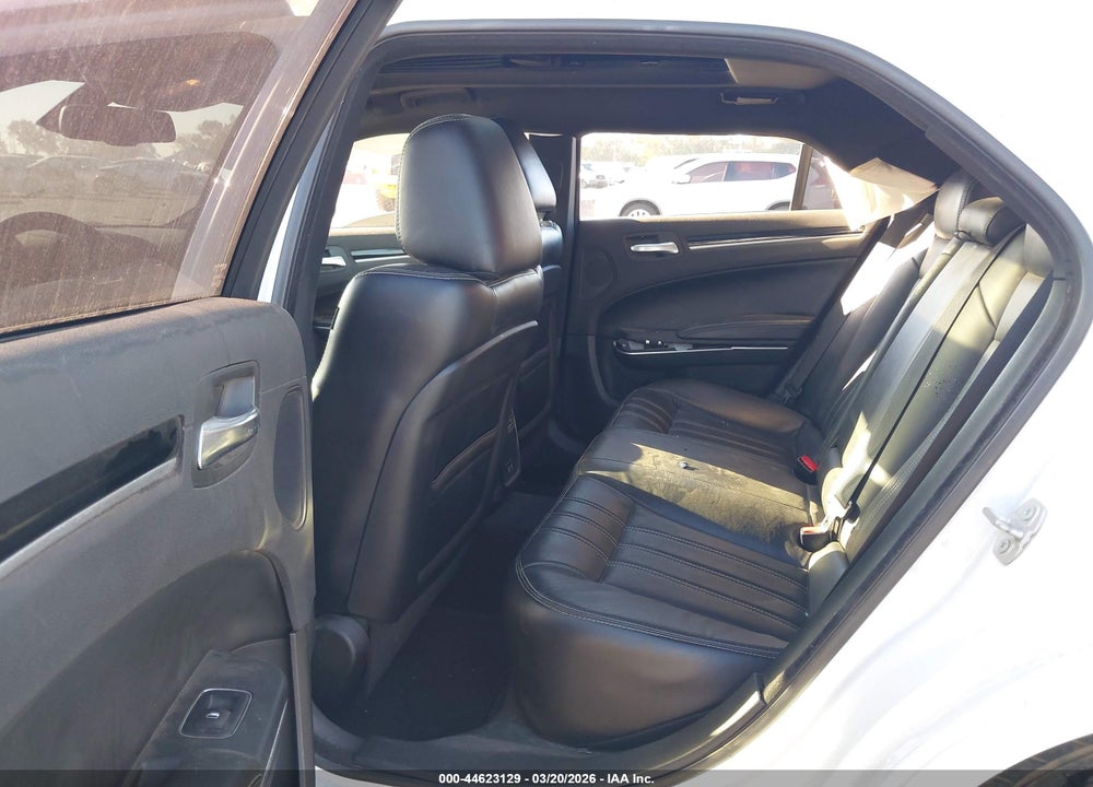 2018 CHRYSLER 300 300S VIN: 2C3CCABG5JH243499