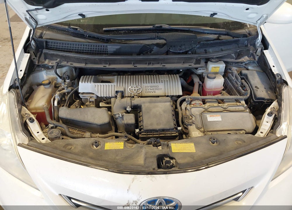2014 TOYOTA PRIUS V FIVE VIN: JTDZN3EUXE3332071