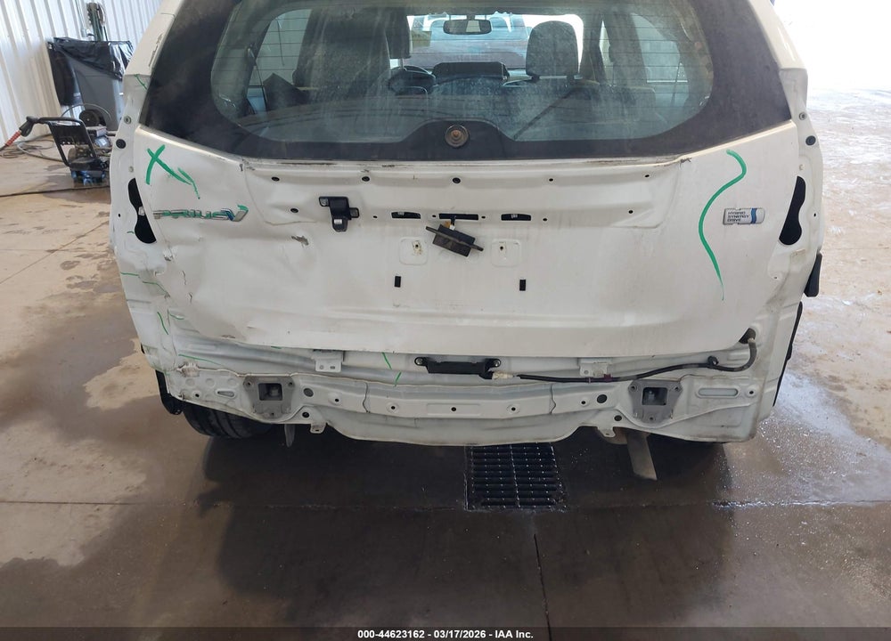 2014 TOYOTA PRIUS V FIVE VIN: JTDZN3EUXE3332071