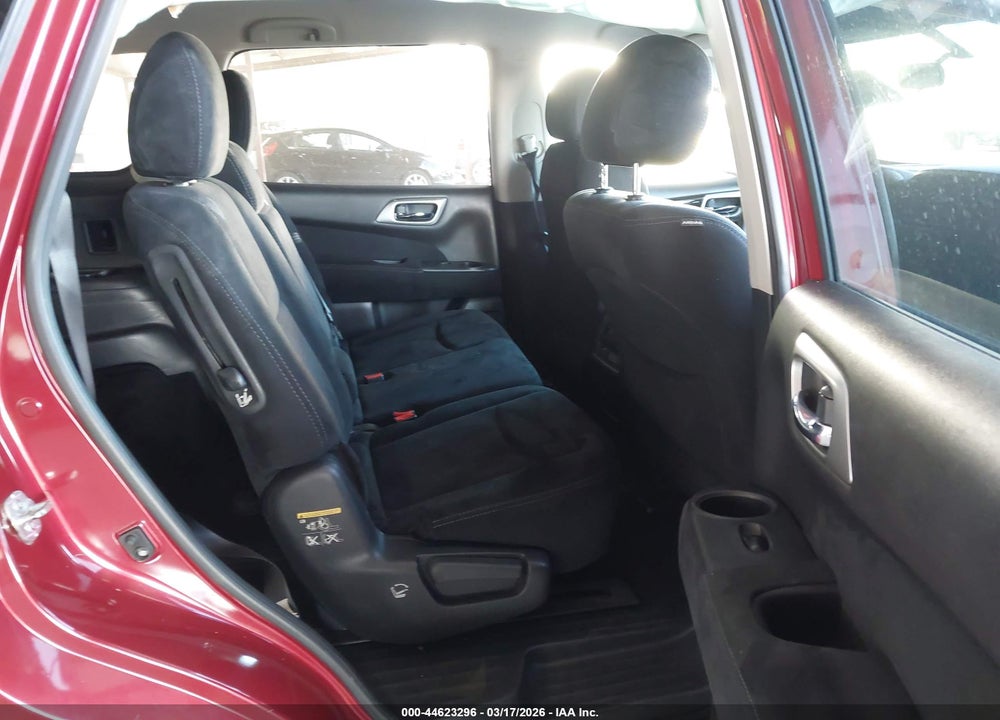 2016 NISSAN PATHFINDER PLATINUM/S/SL/SV VIN: 5N1AR2MN1GC636037