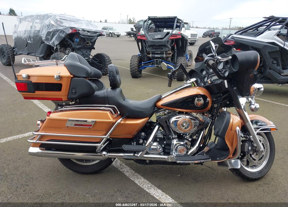 2008 HARLEY-DAVIDSON FLHTCUI 105TH ANNIVERSARY EDITION VIN: 1HD1FC4468Y619859