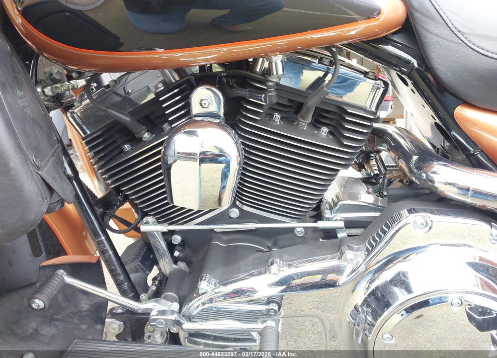 2008 HARLEY-DAVIDSON FLHTCUI 105TH ANNIVERSARY EDITION VIN: 1HD1FC4468Y619859