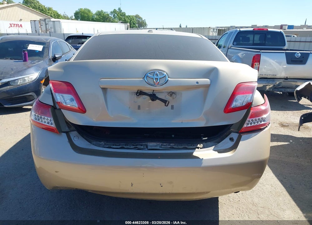 2010 TOYOTA CAMRY LE VIN: 4T4BF3EK3AR022170