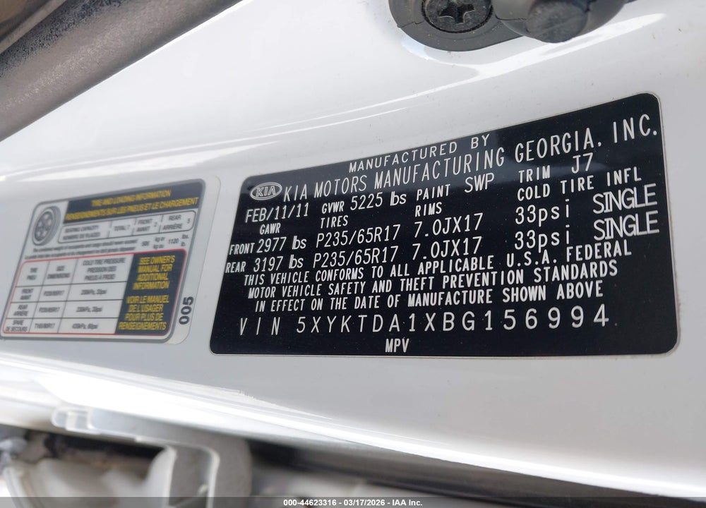 2011 KIA SORENTO LX VIN: 5XYKTDA1XBG156994