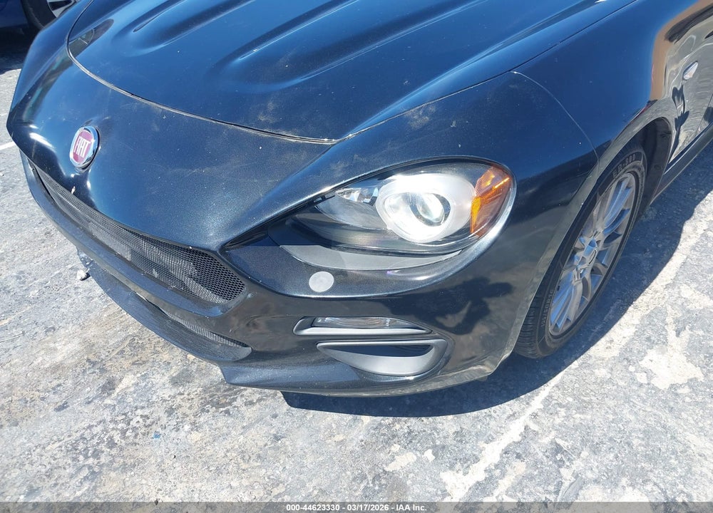2017 FIAT 124 SPIDER CLASSICA VIN: JC1NFAEK3H0127323