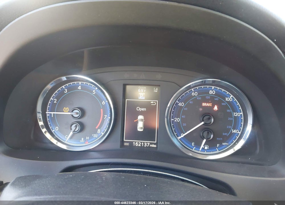 2017 TOYOTA COROLLA SE VIN: 5YFBURHE7HP630620