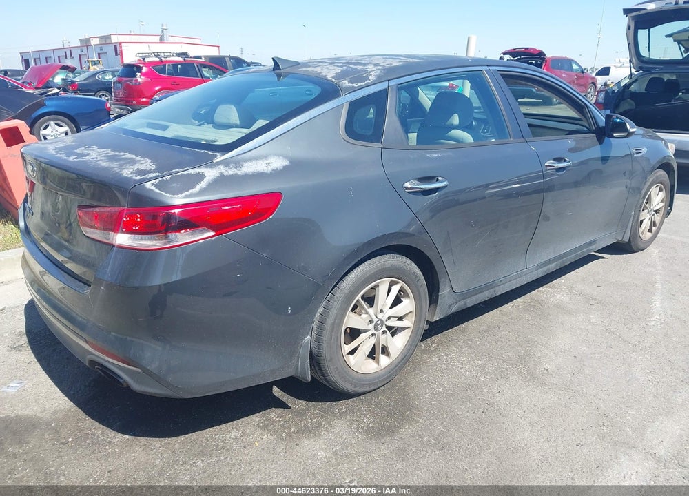 2016 KIA OPTIMA LX VIN: 5XXGT4L35GG015587