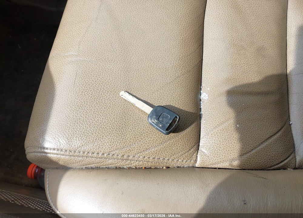 2007 HONDA PILOT EX-L VIN: 2HKYF18537H526546