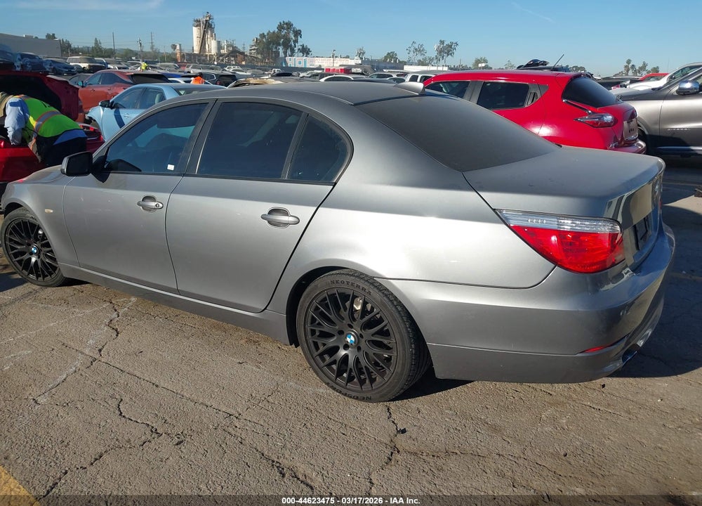 2010 BMW 528I VIN: WBANU5C57AC365044