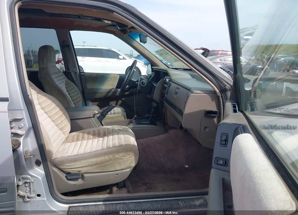 1995 JEEP GRAND CHEROKEE LAREDO VIN: 1J4GZ58S6SC573102