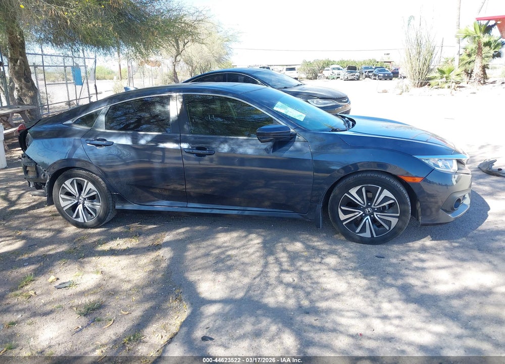 2018 HONDA CIVIC EX-L VIN: JHMFC1F74JX006354