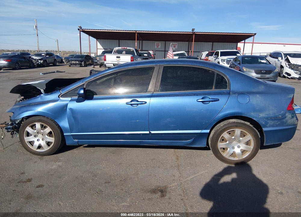 2010 HONDA CIVIC LX VIN: 19XFA1F51AE028110