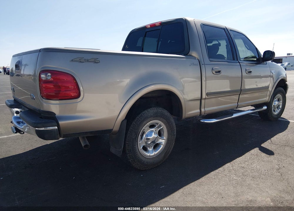 2002 FORD F-150 LARIAT/XLT VIN: 1FTRW08L02KC06236