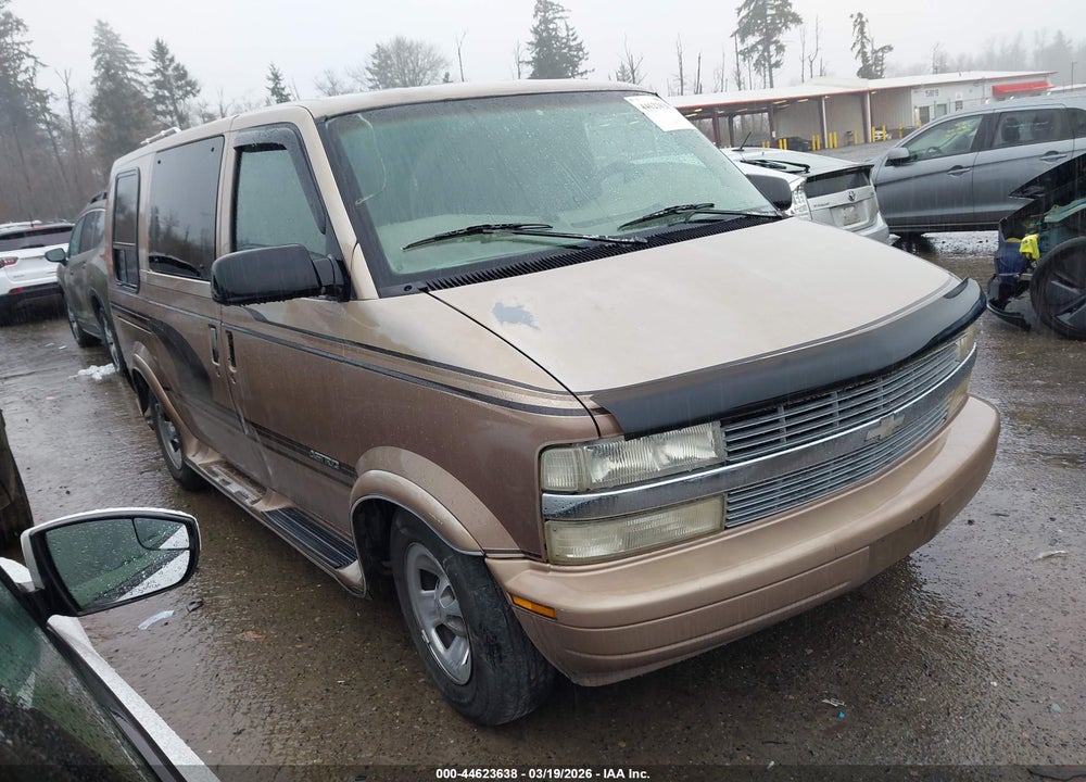 1996 CHEVROLET ASTRO VIN: 1GBDM19W3TB188402