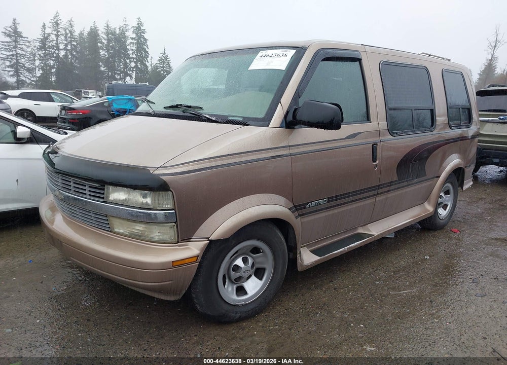 1996 CHEVROLET ASTRO VIN: 1GBDM19W3TB188402