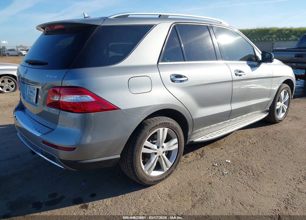 2013 MERCEDES-BENZ ML 350 4MATIC VIN: 4JGDA5HB7DA176962