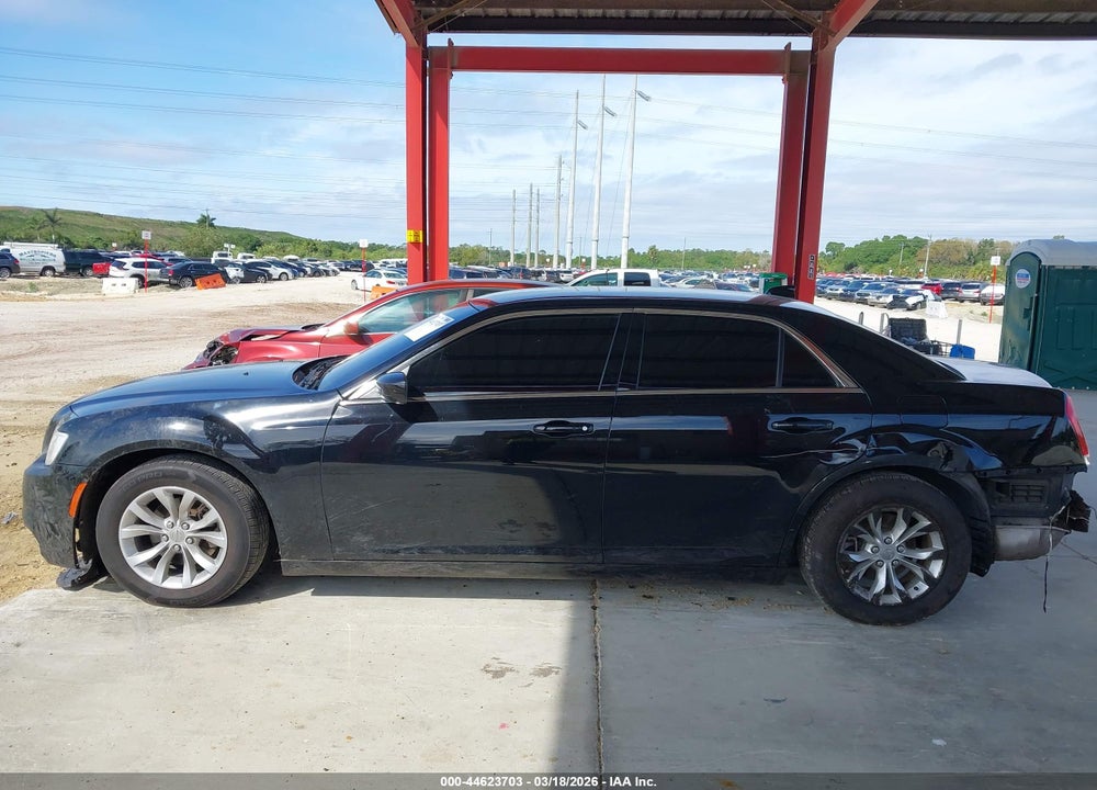 2021 CHRYSLER 300 TOURING VIN: 2C3CCAAG4MH629952
