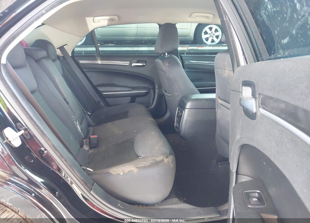 2021 CHRYSLER 300 TOURING VIN: 2C3CCAAG4MH629952