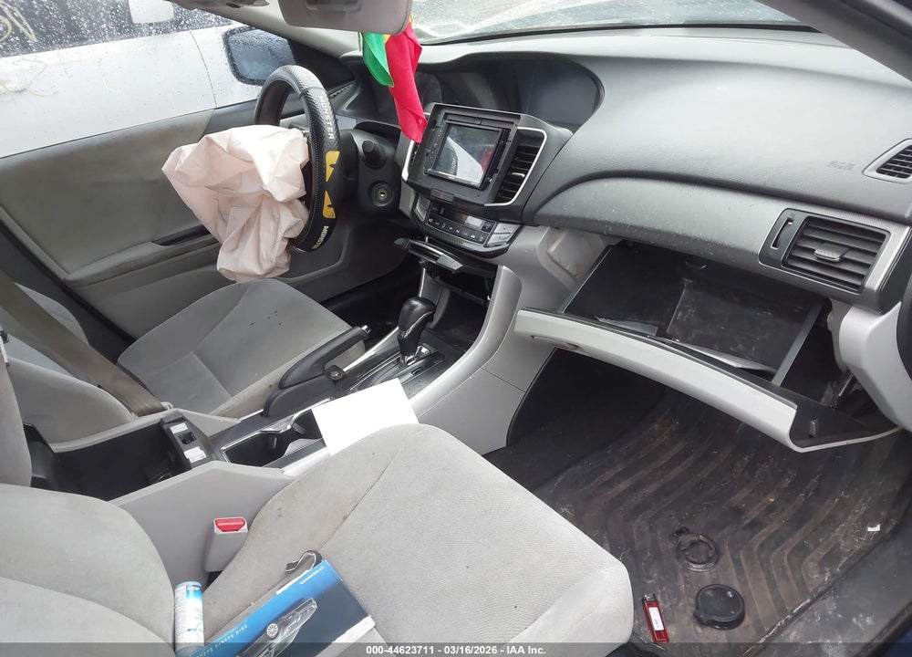 2013 HONDA ACCORD LX VIN: 1HGCR2F38DA064711