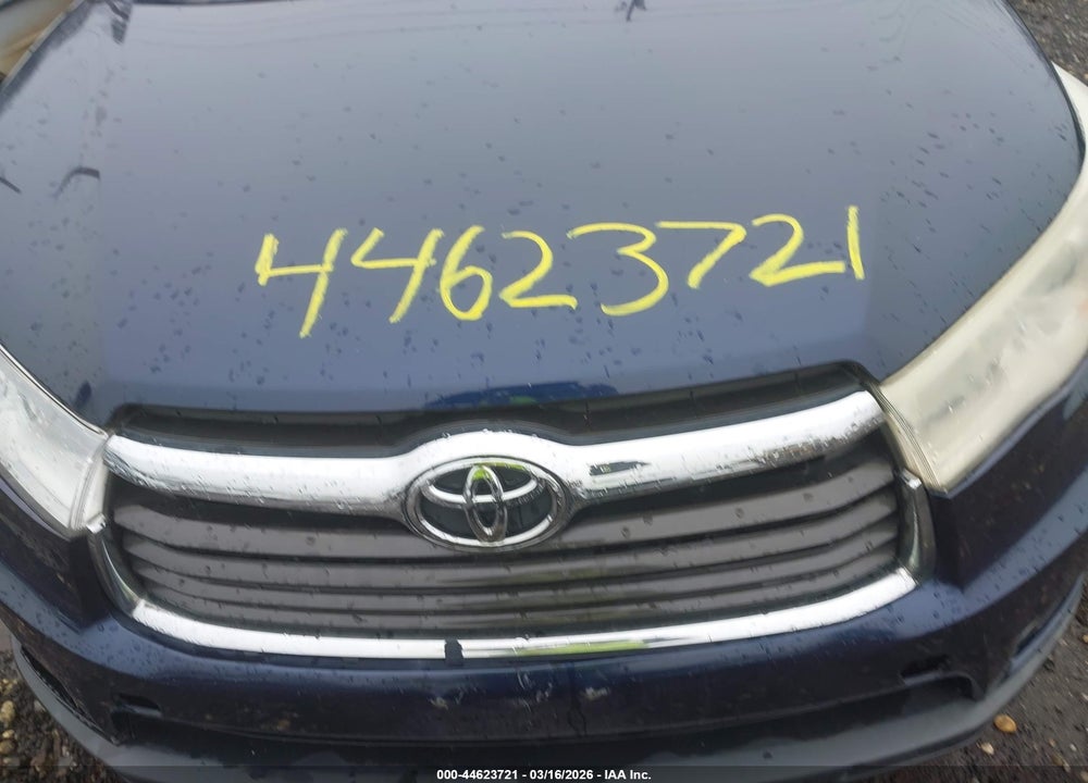 2014 TOYOTA HIGHLANDER XLE V6 VIN: 5TDJKRFH6ES053760