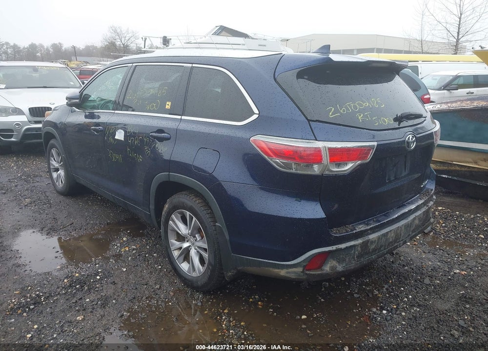 2014 TOYOTA HIGHLANDER XLE V6 VIN: 5TDJKRFH6ES053760