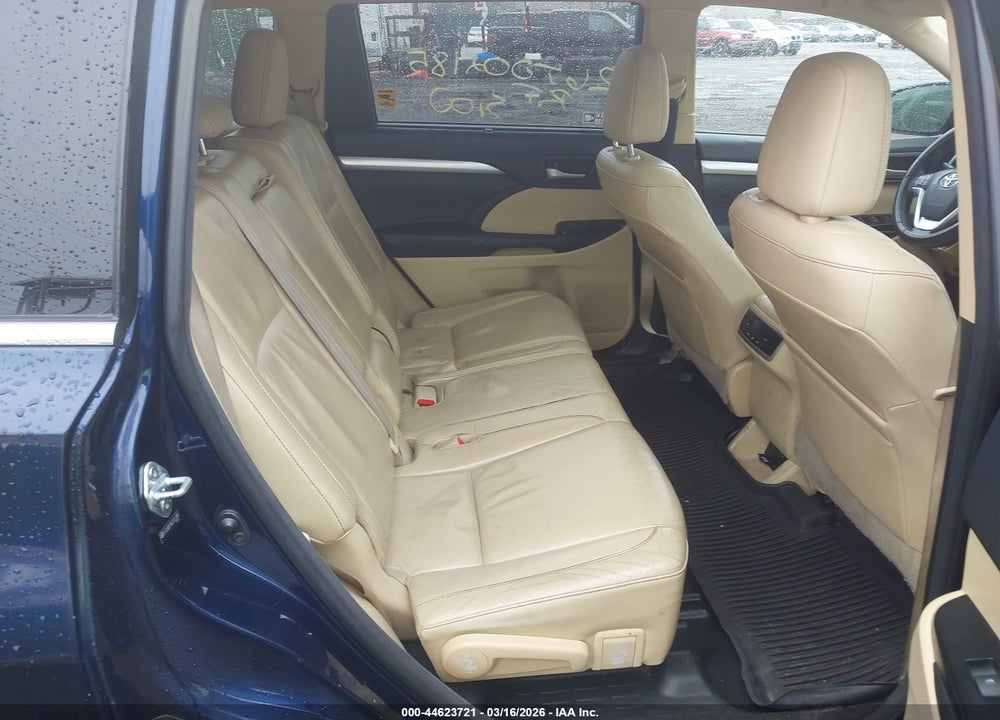 2014 TOYOTA HIGHLANDER XLE V6 VIN: 5TDJKRFH6ES053760