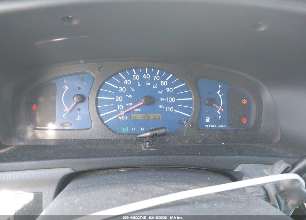 2003 TOYOTA SIENNA CE VIN: 4T3ZF19C23U546775