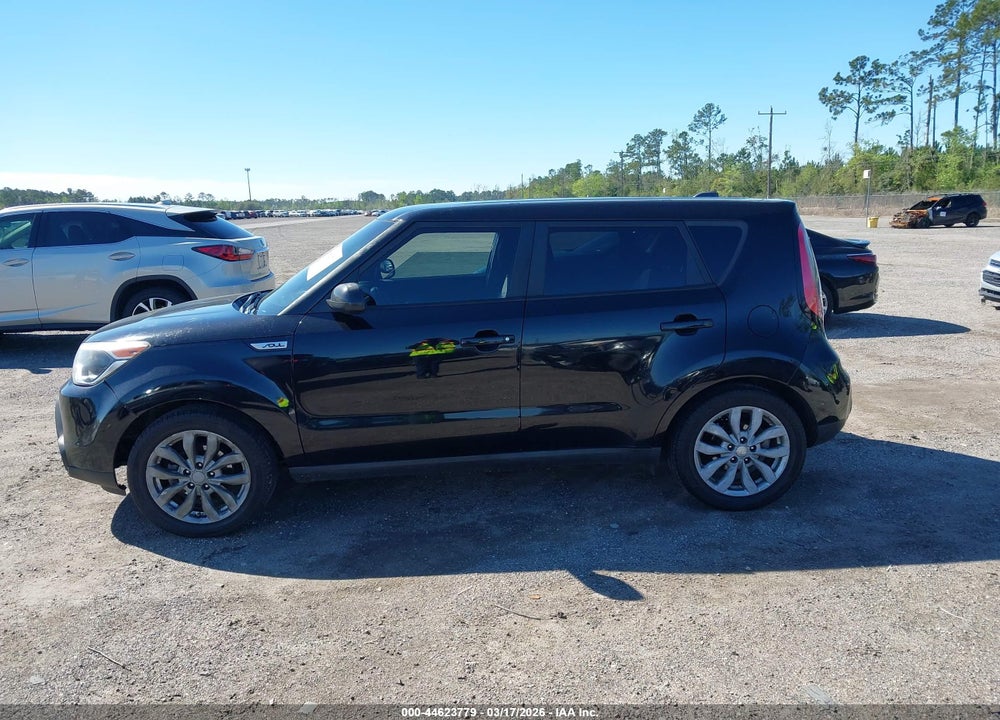 2017 KIA SOUL + VIN: KNDJP3A5XH7417656