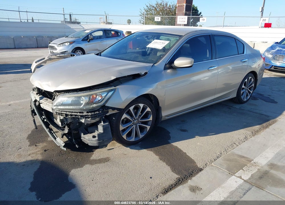 2015 HONDA ACCORD SPORT VIN: 1HGCR2F57FA136132