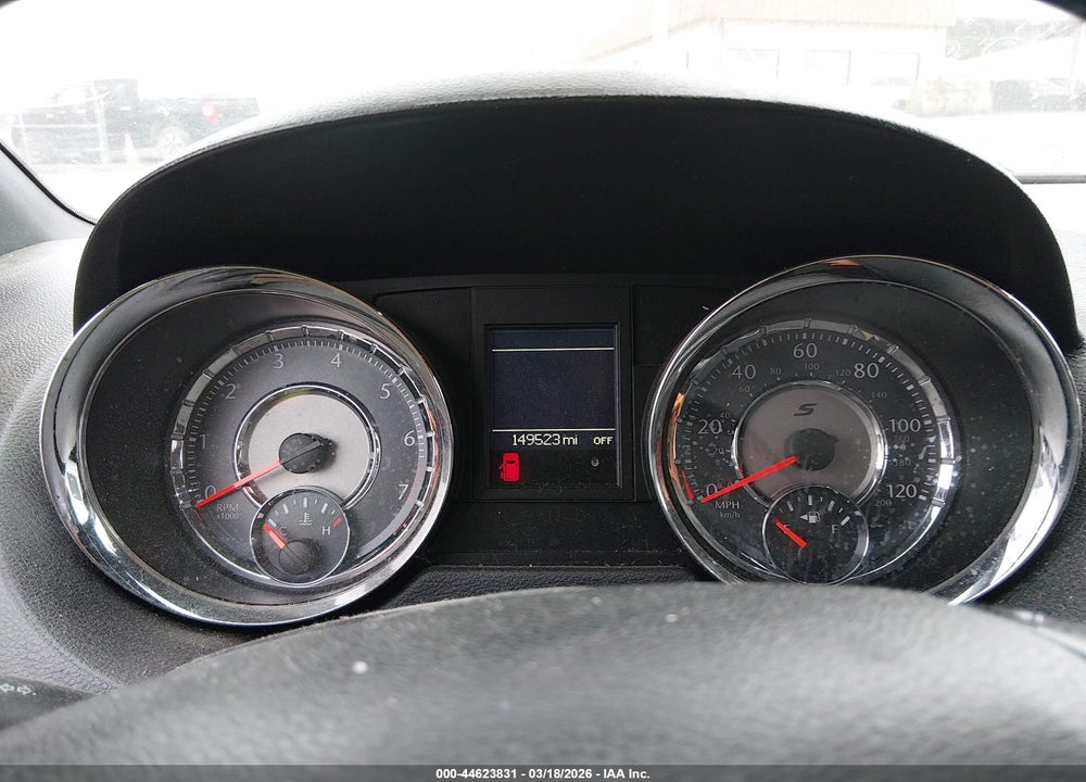 2015 CHRYSLER TOWN & COUNTRY S VIN: 2C4RC1HG3FR628087