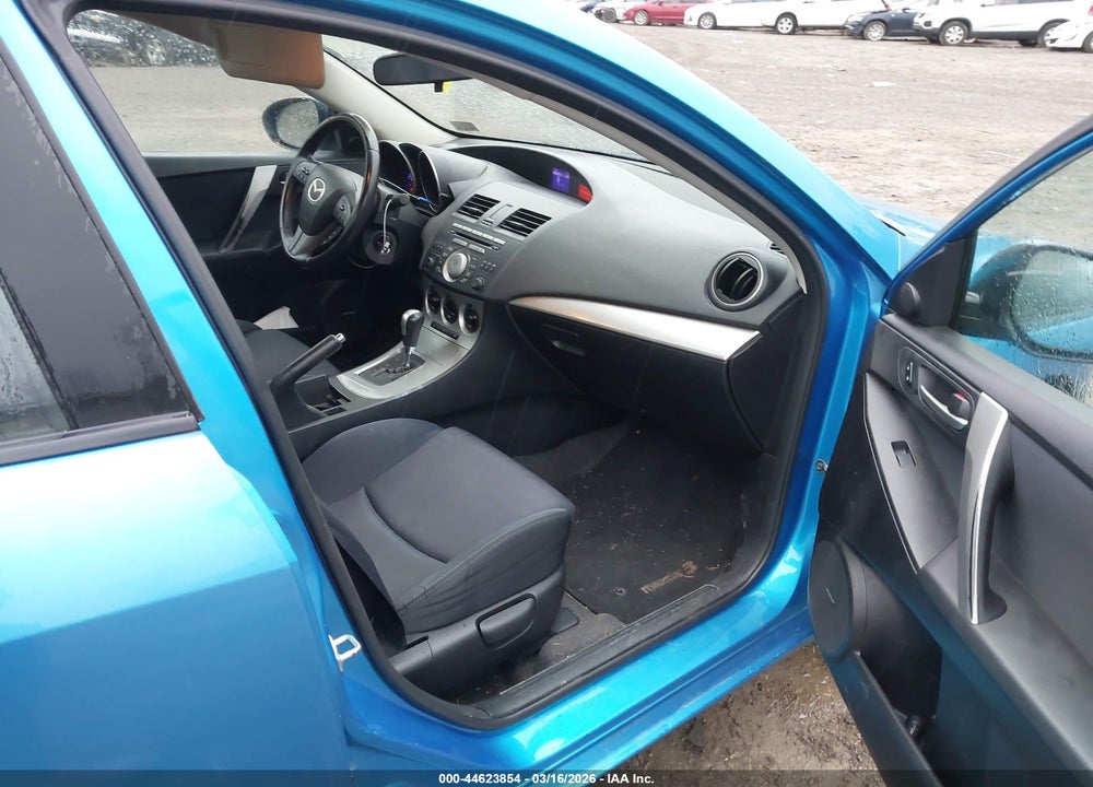 2010 MAZDA 3 S SPORT VIN: JM1BL1S6XA1220216