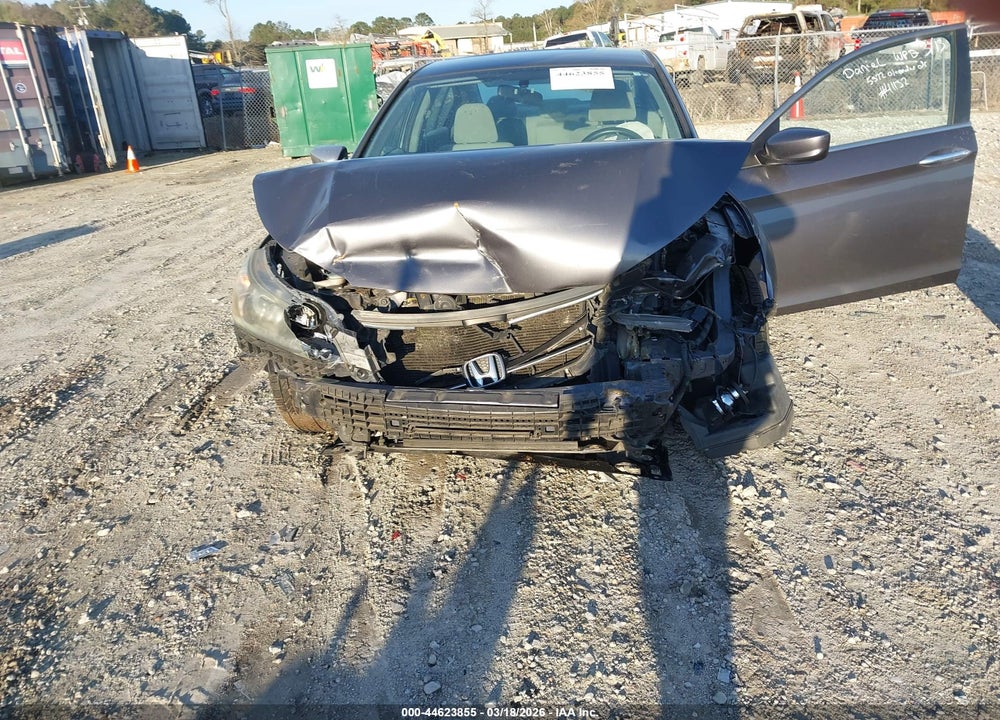 2013 HONDA ACCORD LX VIN: 1HGCR2F30DA173471