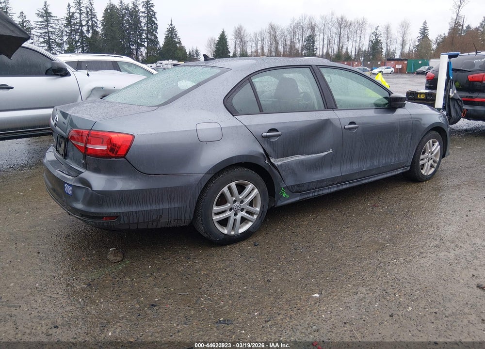 2015 VOLKSWAGEN JETTA 2.0L TDI S VIN: 3VWLA7AJ9FM245313