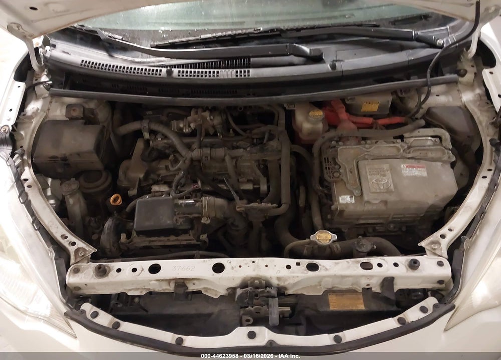 2012 TOYOTA PRIUS C TWO VIN: JTDKDTB35C1022189