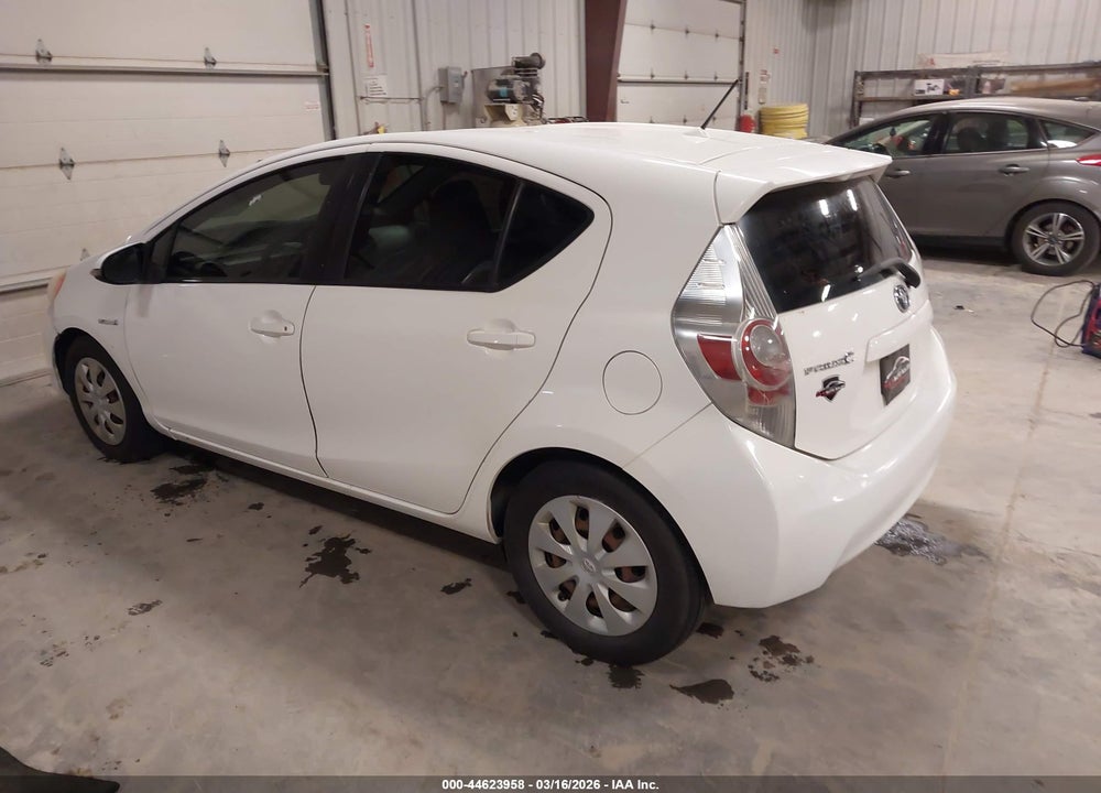 2012 TOYOTA PRIUS C TWO VIN: JTDKDTB35C1022189