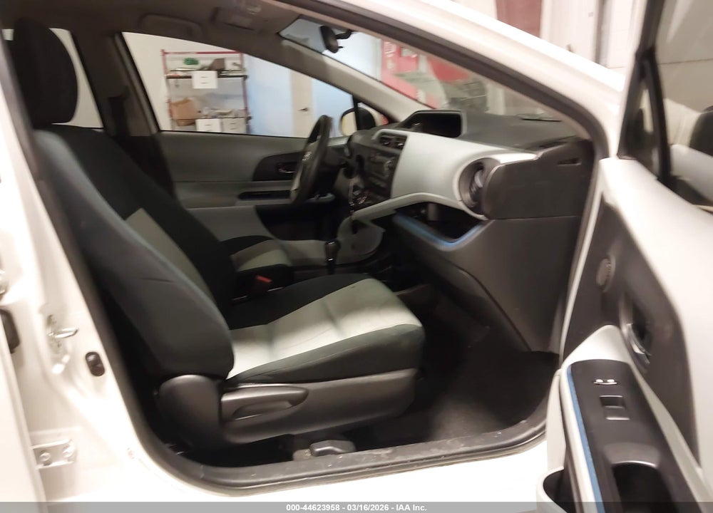 2012 TOYOTA PRIUS C TWO VIN: JTDKDTB35C1022189