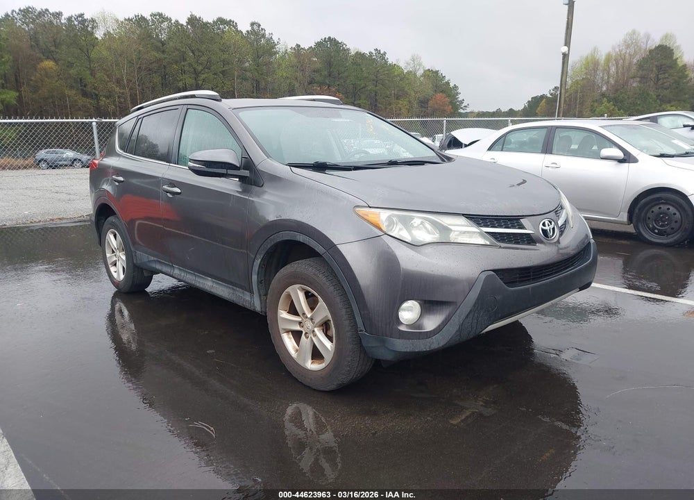 2014 TOYOTA RAV4 XLE VIN: 2T3WFREV7EW077288