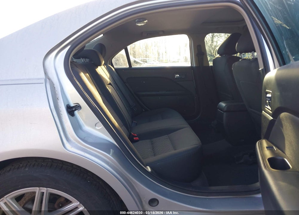 2011 FORD FUSION SE VIN: 3FAHP0HA4BR154568