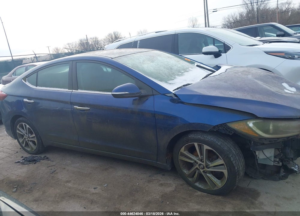 2017 HYUNDAI ELANTRA LIMITED VIN: 5NPD84LF5HH020776