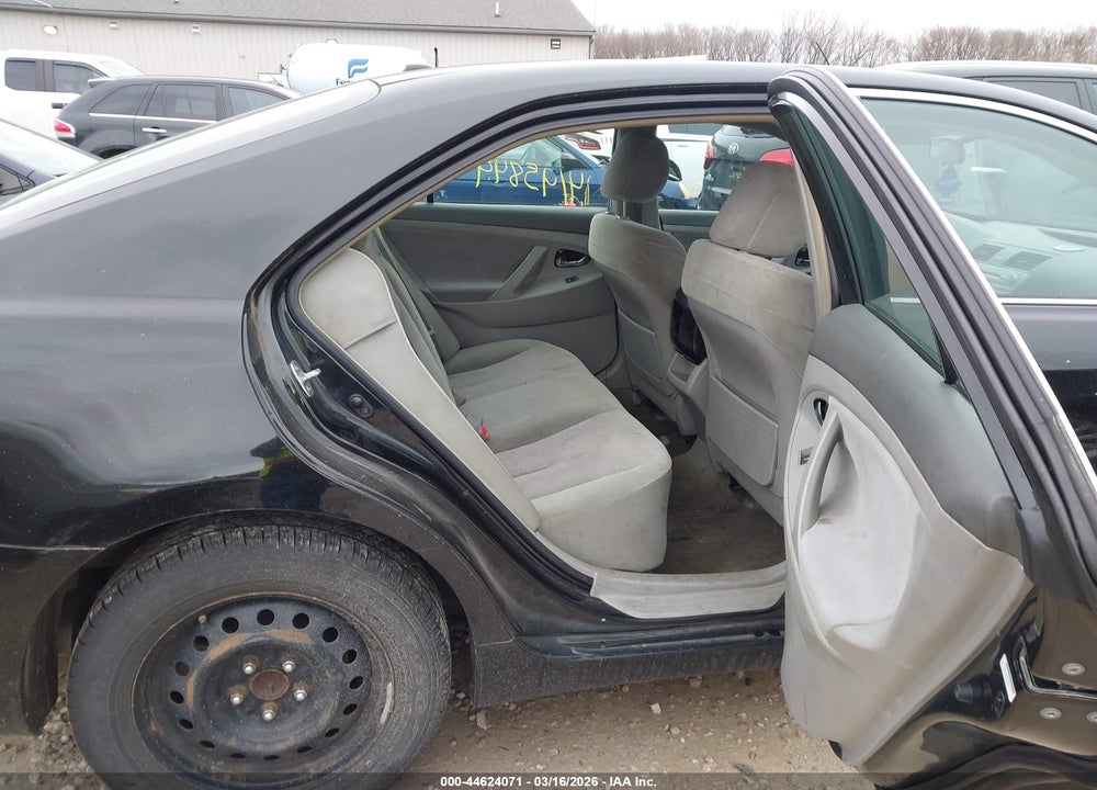 2011 TOYOTA CAMRY LE VIN: 4T4BF3EK8BR129698