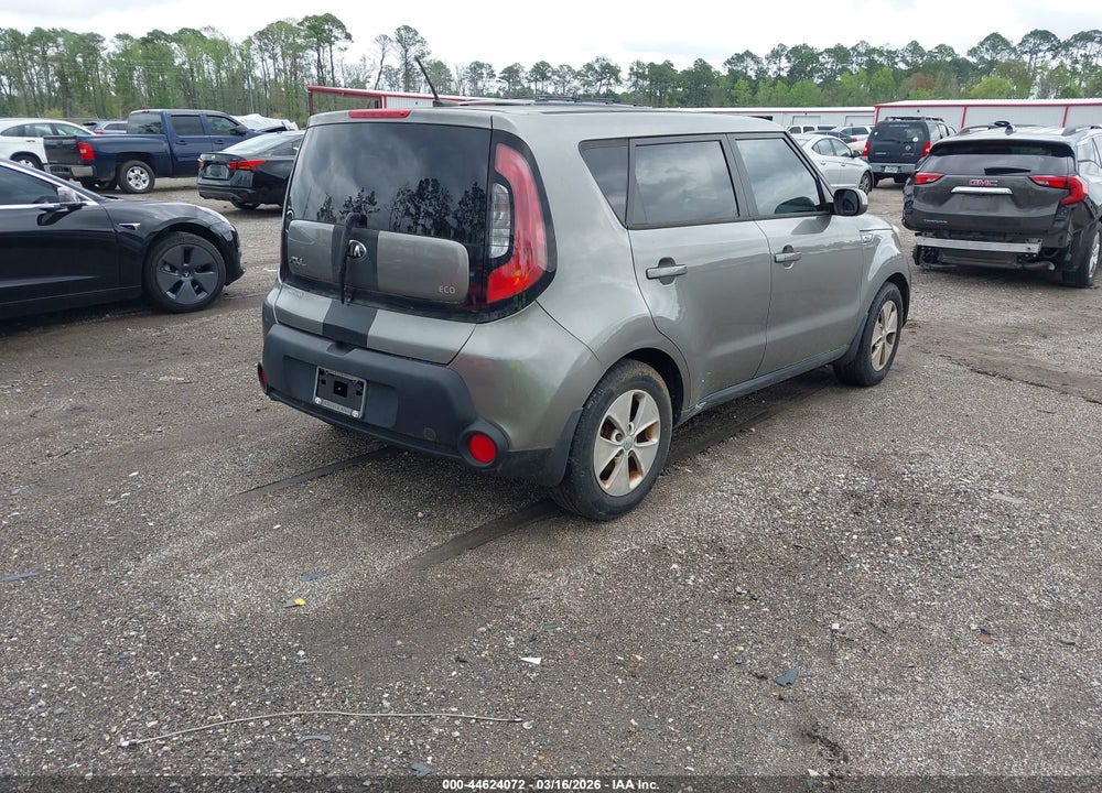 2015 KIA SOUL VIN: KNDJN2A22F7156106