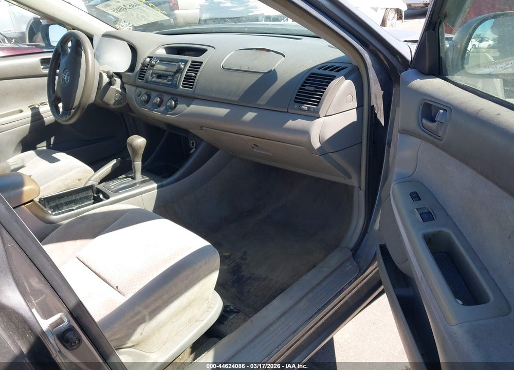 2003 TOYOTA CAMRY LE VIN: 4T1BE32K33U739222