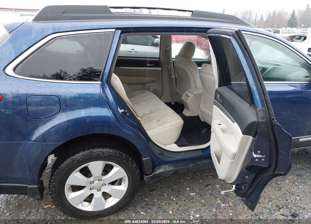 2011 SUBARU OUTBACK 2.5I PREMIUM VIN: 4S4BRCCC8B3369756