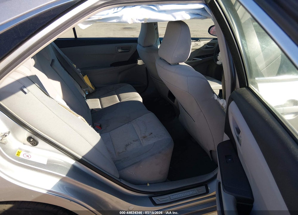 2016 TOYOTA CAMRY LE VIN: 4T4BF1FK4GR522205