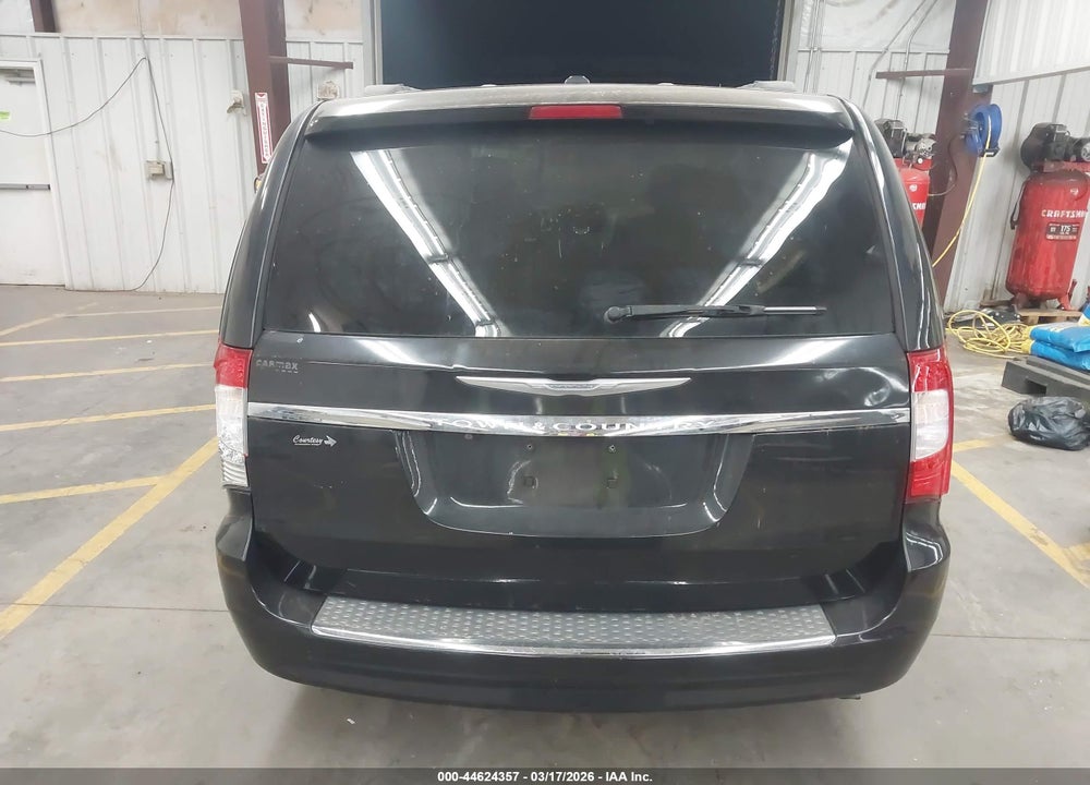 2015 CHRYSLER TOWN & COUNTRY TOURING VIN: 2C4RC1BG5FR535001